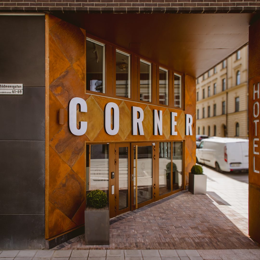 25% rabatt på boende hos CORNER HOTEL